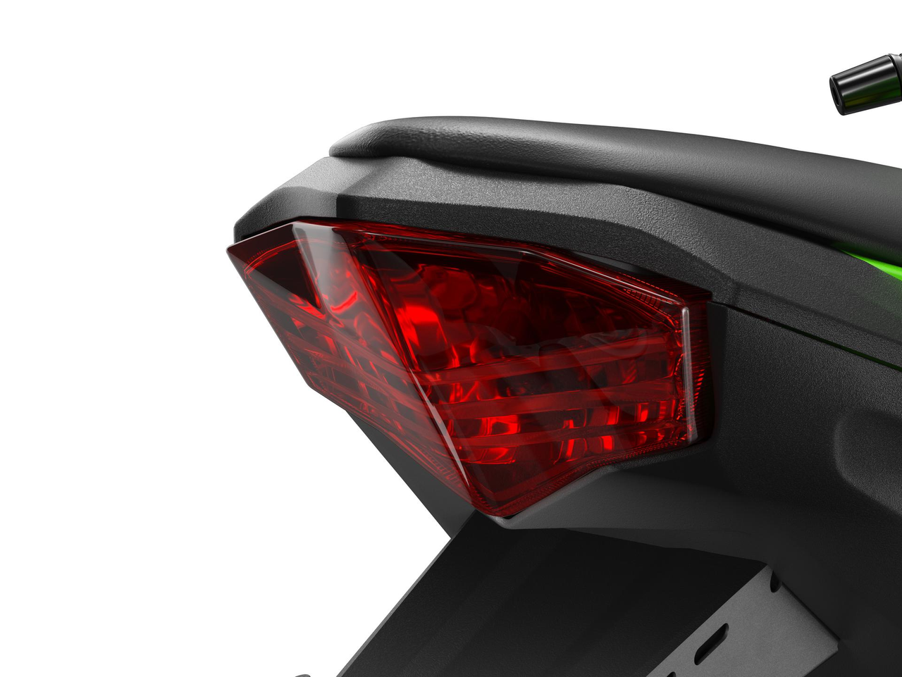 Design agresiv al farurilor spate