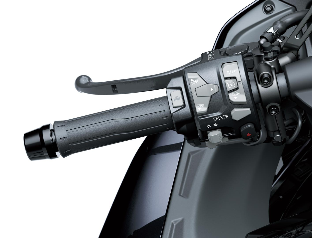ACC (Pilot automat Adaptiv)