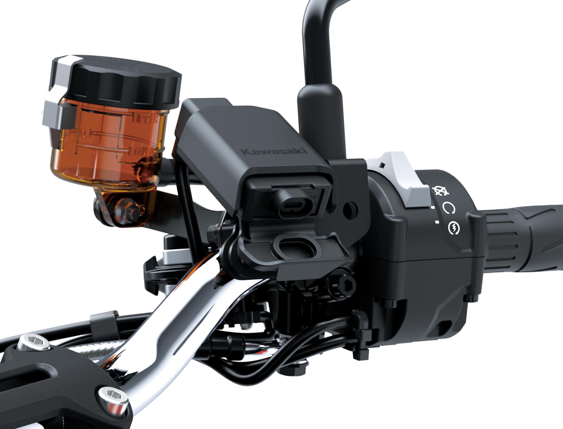 USB-C Socket (Z900RS)